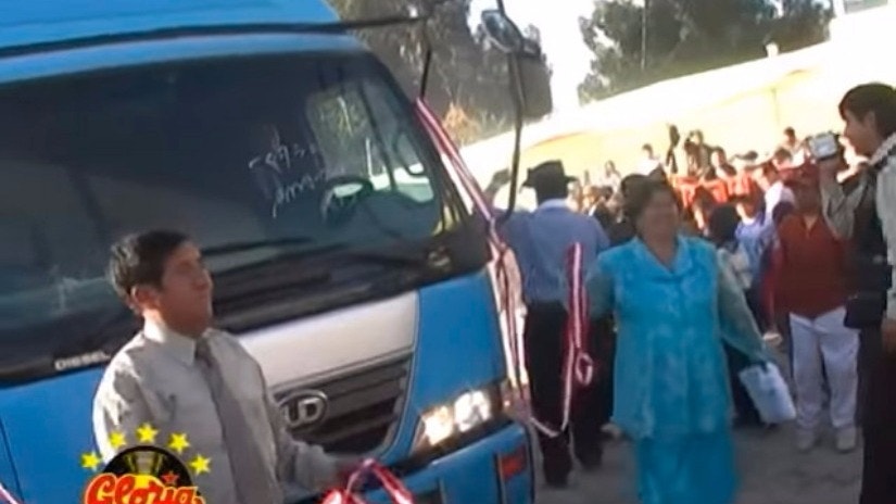 YouTube: así llegaron los invitados a un matrimonio en Huancayo