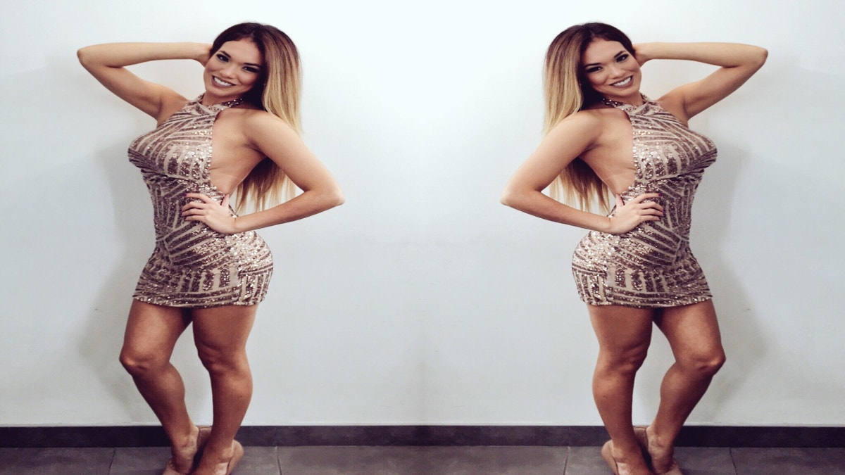 Facebook: Jazmín Pinedo mostró más de la cuenta foto quy
