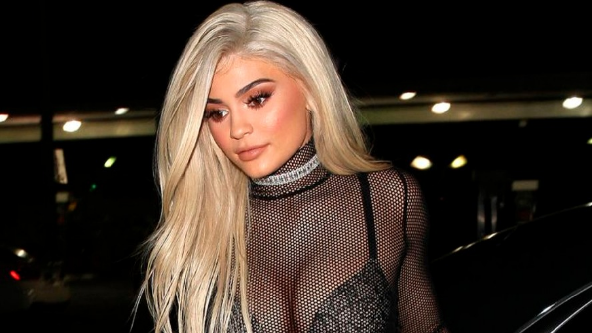 Kylie Jenner se roba todas las miradas en el cumpleaños de Kendall Jenner