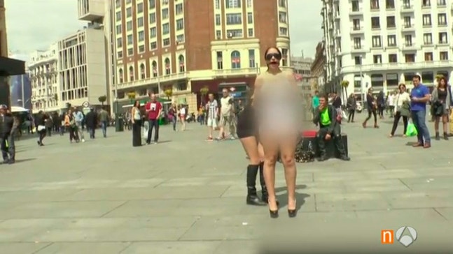 Grabaron película para adultos a plena luz del día en el centro de Madrid