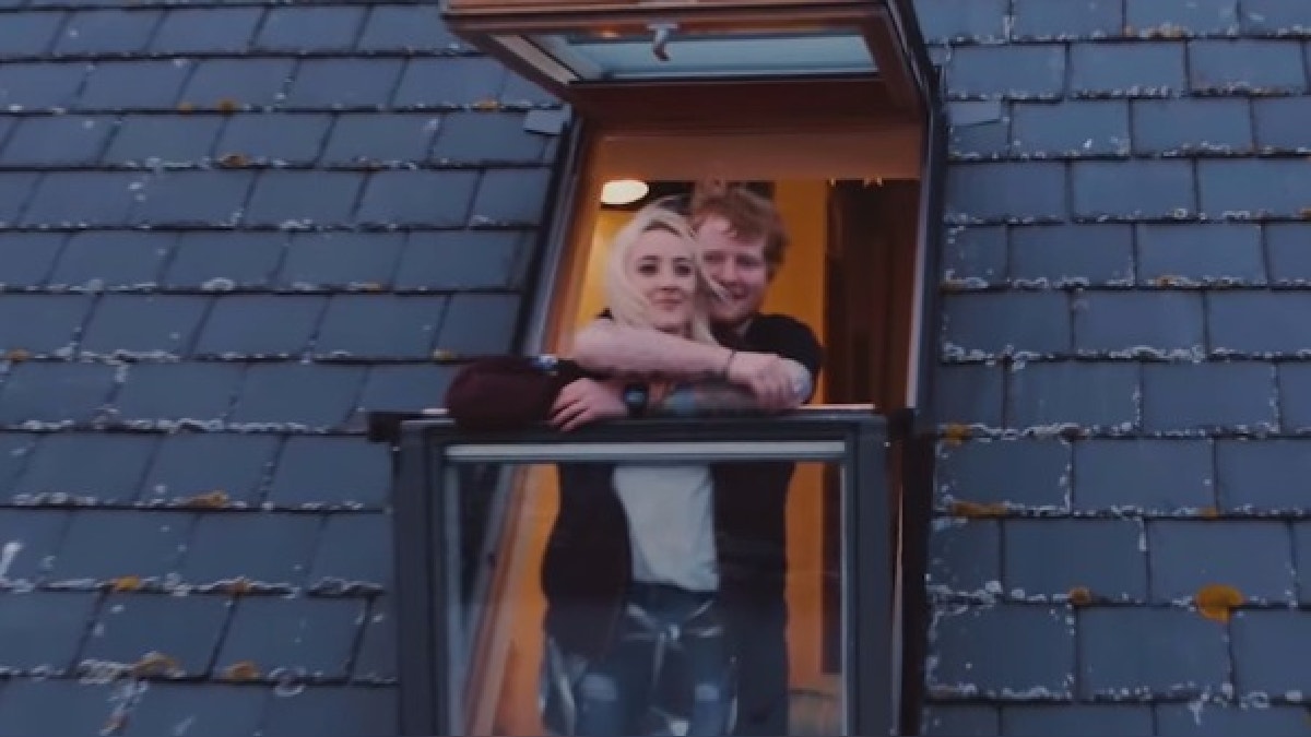 Ed Sheeran pasa una noche en Irlanda con Saorise Ronan para el vídeo de 'Galway Girl'