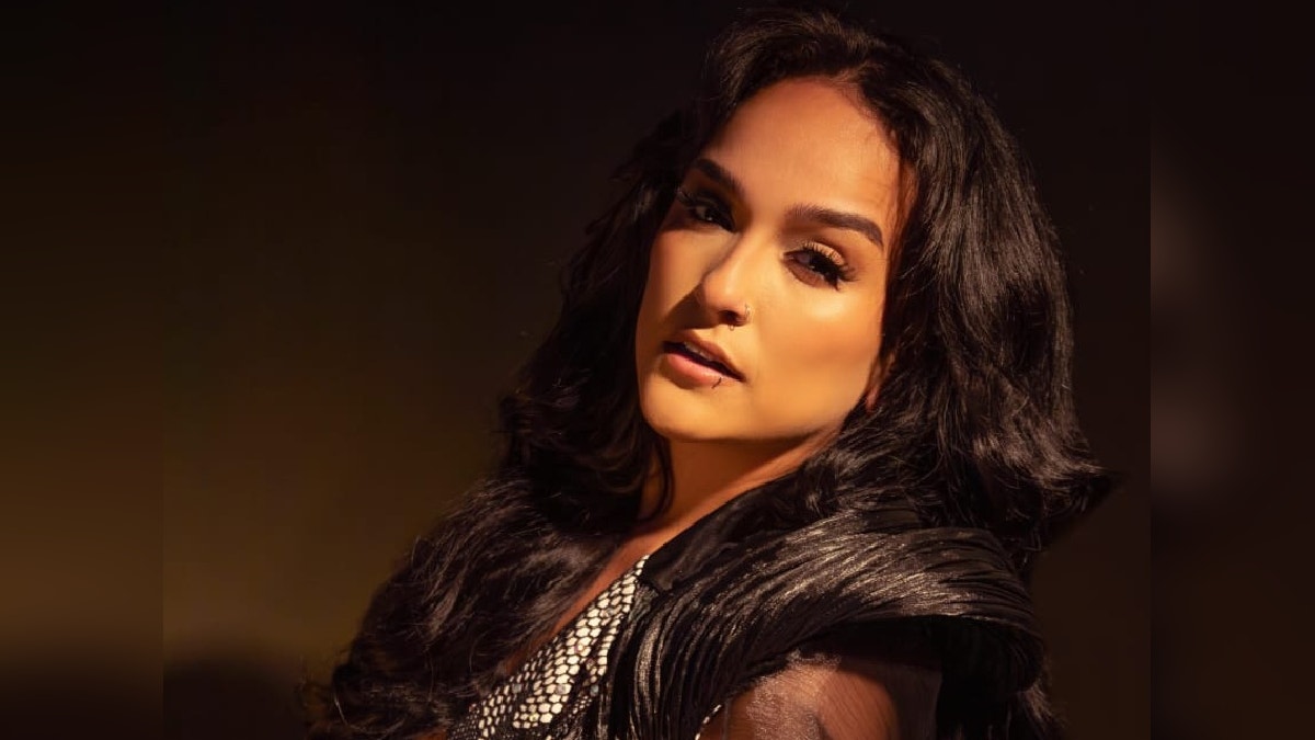 Daniela Darcourt estrena su nuevo hit  