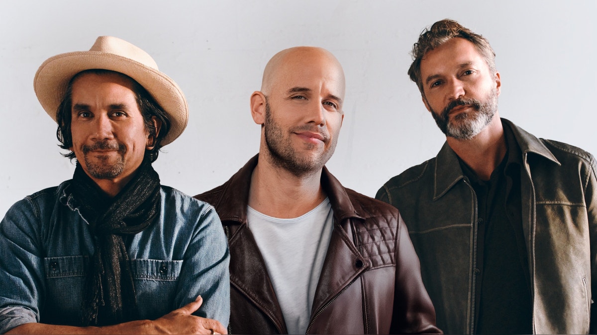 Gian Marco y Bacilos reinventan el clásico “Viejo” en una emotiva colaboración