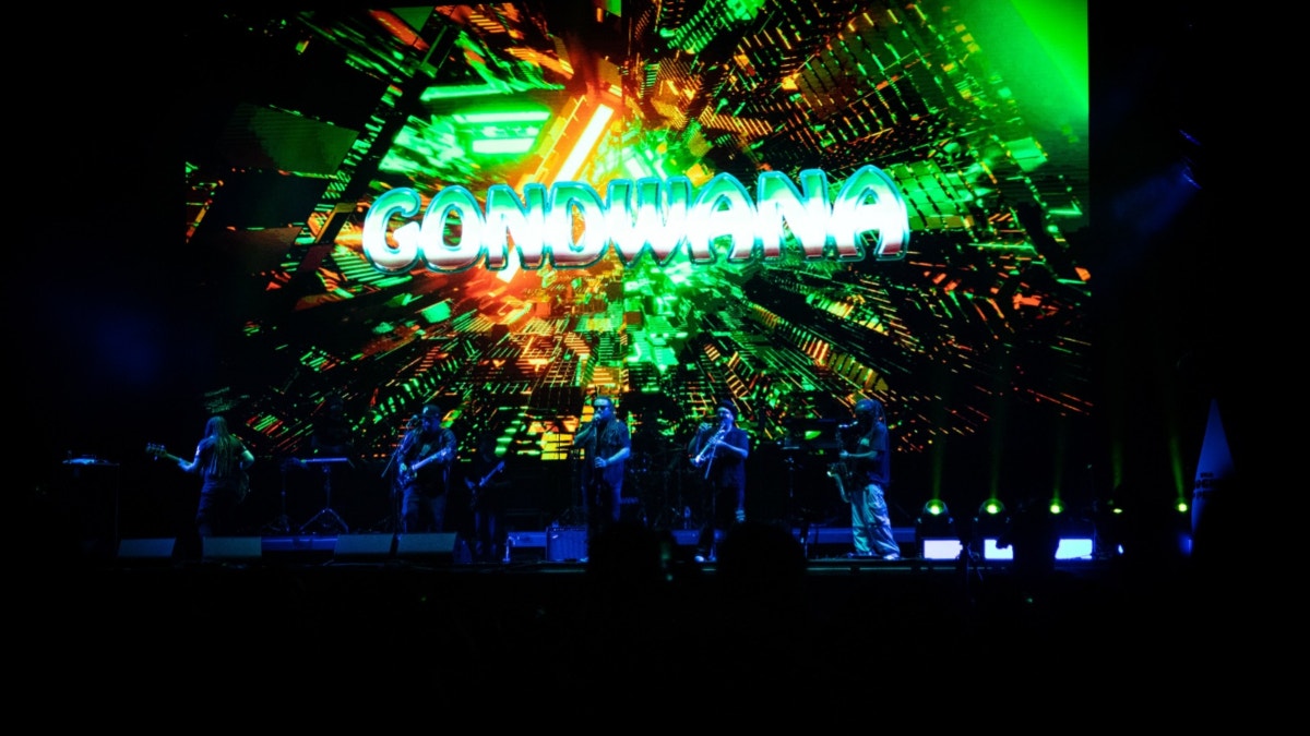 Illya Kuryaki And The Valderramas y Gondwana desataron un cierre explosivo en el festival “Una Noche En Perú”