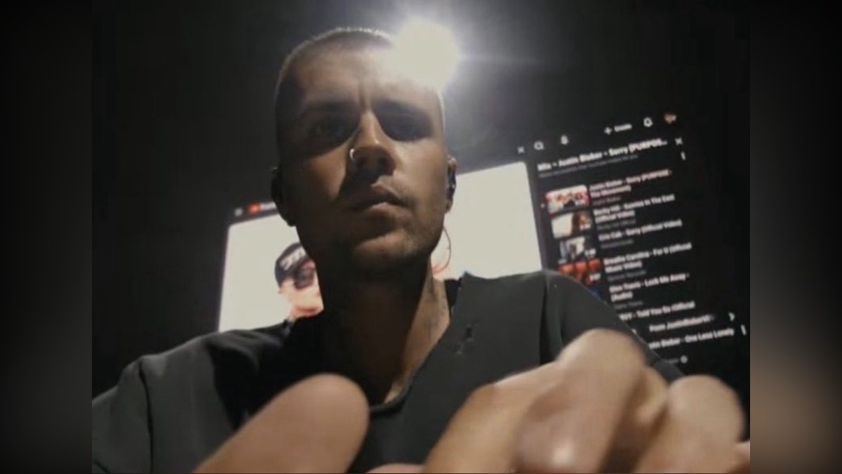 Justin Bieber presentó un show minimalista en Coachella y dividió las redes sociales