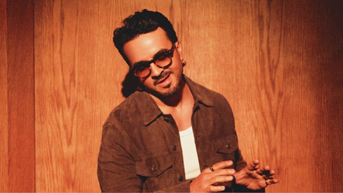 Luis Fonsi presenta “Me Despido”, la bachata que revela una nueva faceta de su próximo disco