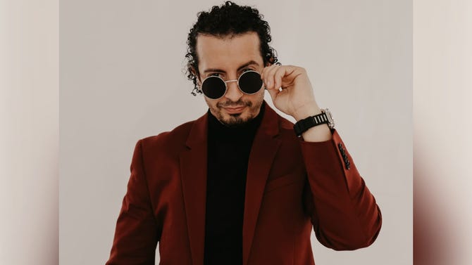 Ricky Luis, ex vocalista de N’klabe, presenta su nuevo sencillo “Amiga” y su videoclip