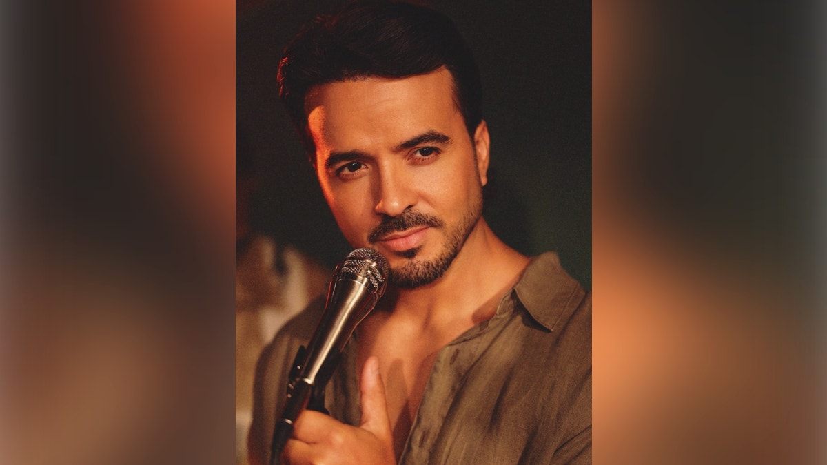 Luis Fonsi sobre su nuevo lanzamiento “Me Despido”: “Es una canción para poner a la gente a bailar”