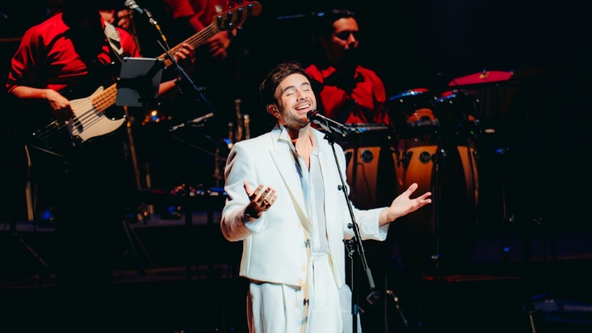 Adrián Bello hizo sold out en el Gran Teatro Nacional
